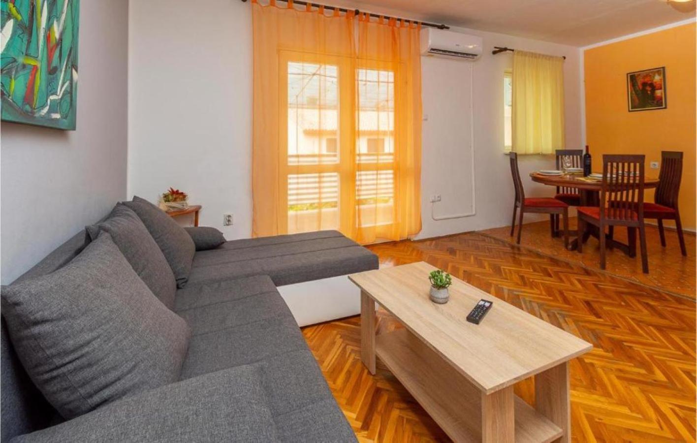 Apartman Ema 4+2 Koromačno Dış mekan fotoğraf