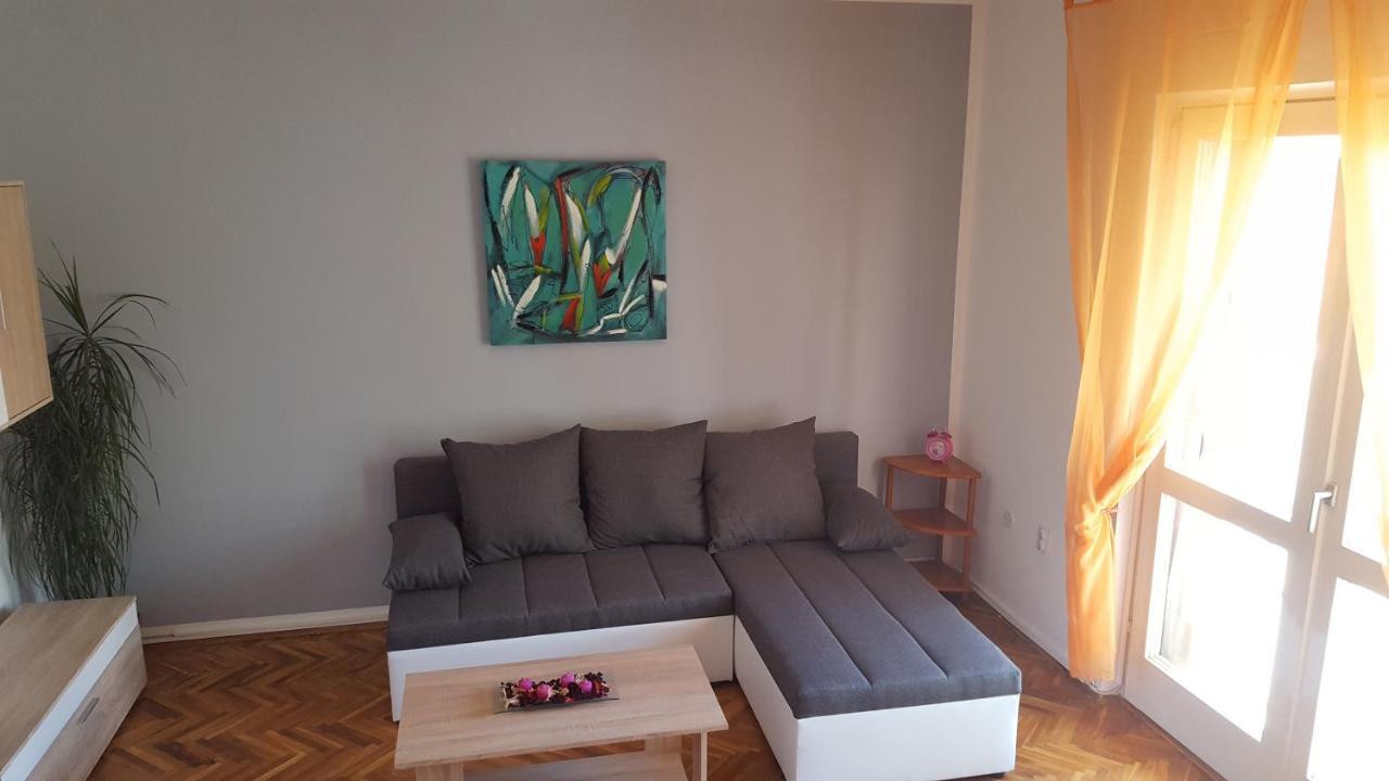 Apartman Ema 4+2 Koromačno Dış mekan fotoğraf