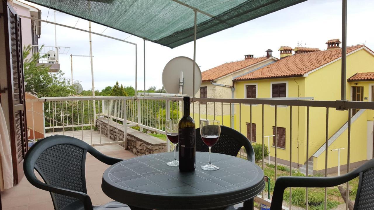 Apartman Ema 4+2 Koromačno Dış mekan fotoğraf